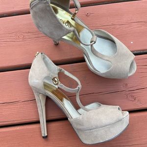 Michael Kors beige suede stiletto heels size 7.5